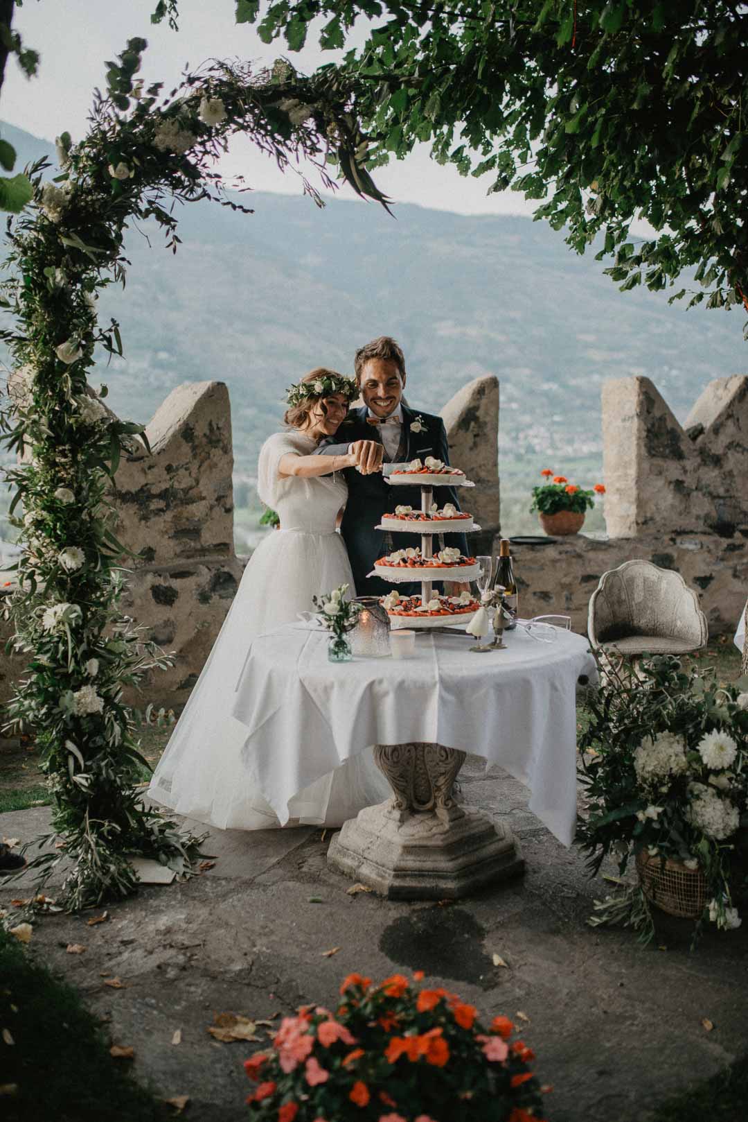 wedding-photographer-destination-fineart-bespoke-reportage-aosta-chateaulatourdevilla-vivianeizzo-spazio46-123