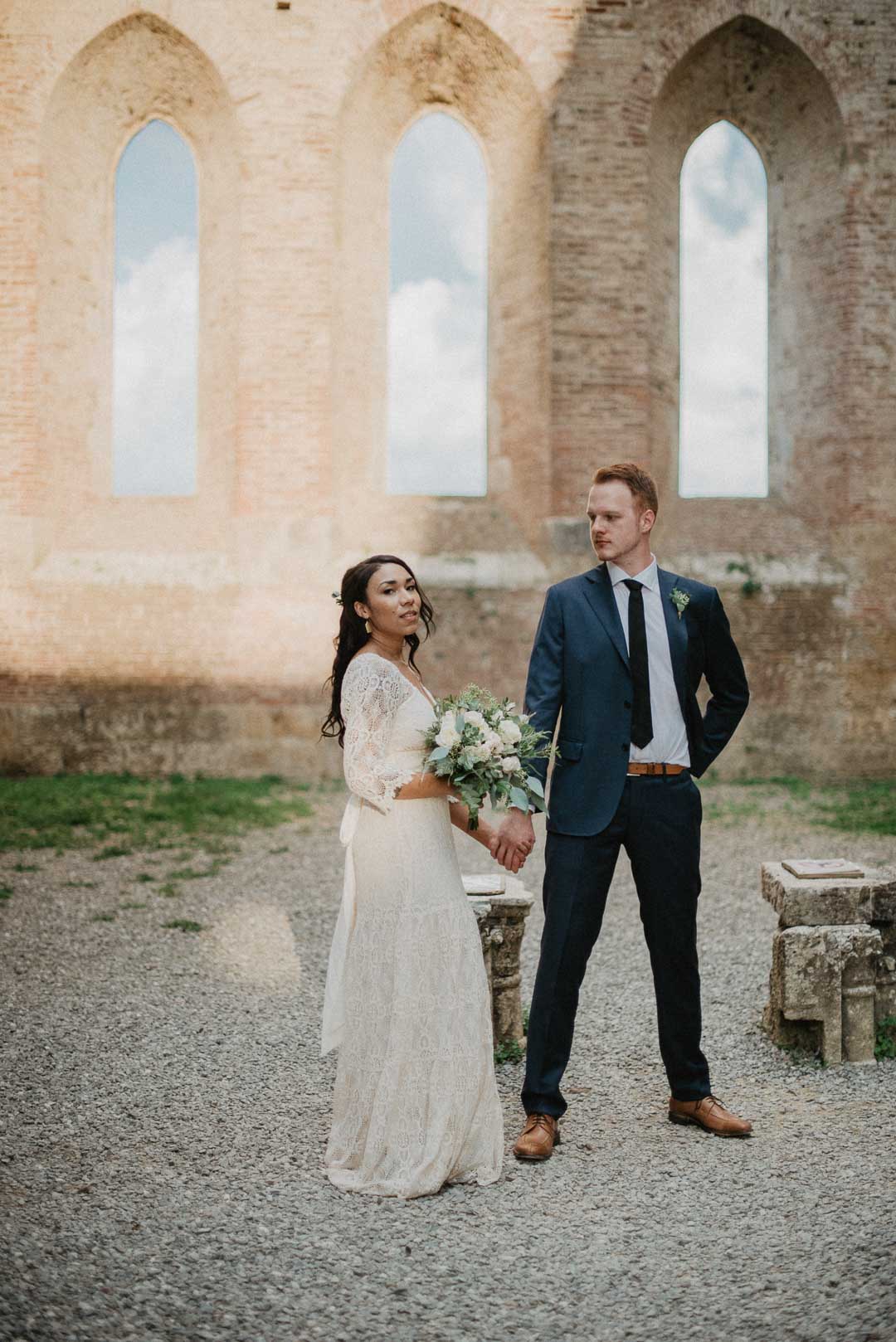 wedding-photographer-destination-fineart-bespoke-reportage-tuscany-sangalgano-abbey-borgosanpietro-vivianeizzo-spazio46-133