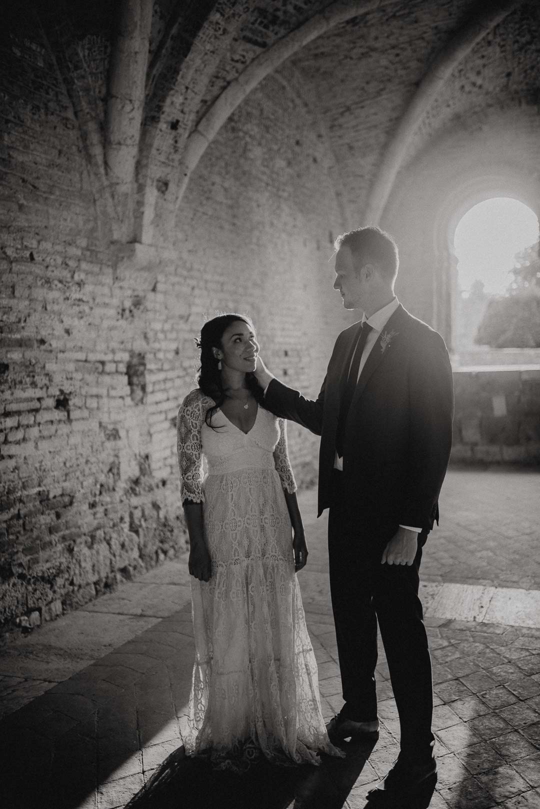 wedding-photographer-destination-fineart-bespoke-reportage-tuscany-sangalgano-abbey-borgosanpietro-vivianeizzo-spazio46-161