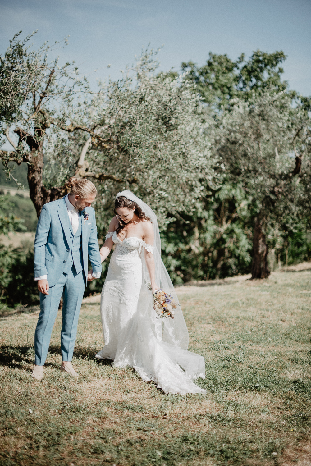 vivianeizzo-wedding-photographer-fineart-bespoke-reportage-destination-umbria-villalaura-borgosanfaustino-luxurywedding-107