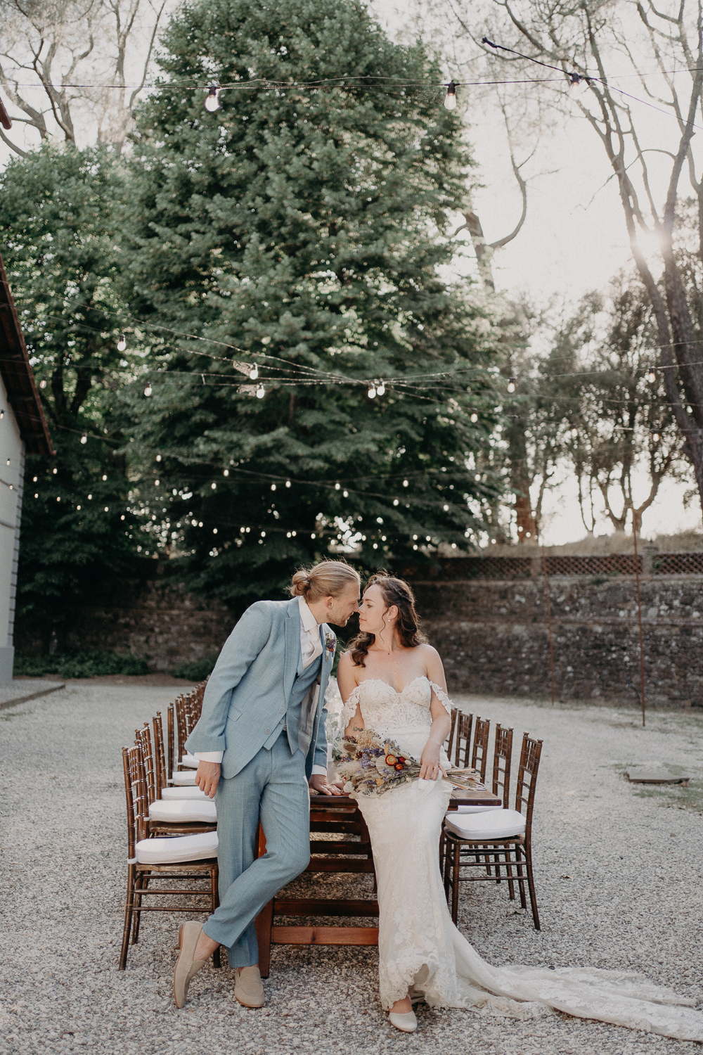 vivianeizzo-wedding-photographer-fineart-bespoke-reportage-destination-umbria-villalaura-borgosanfaustino-luxurywedding-60