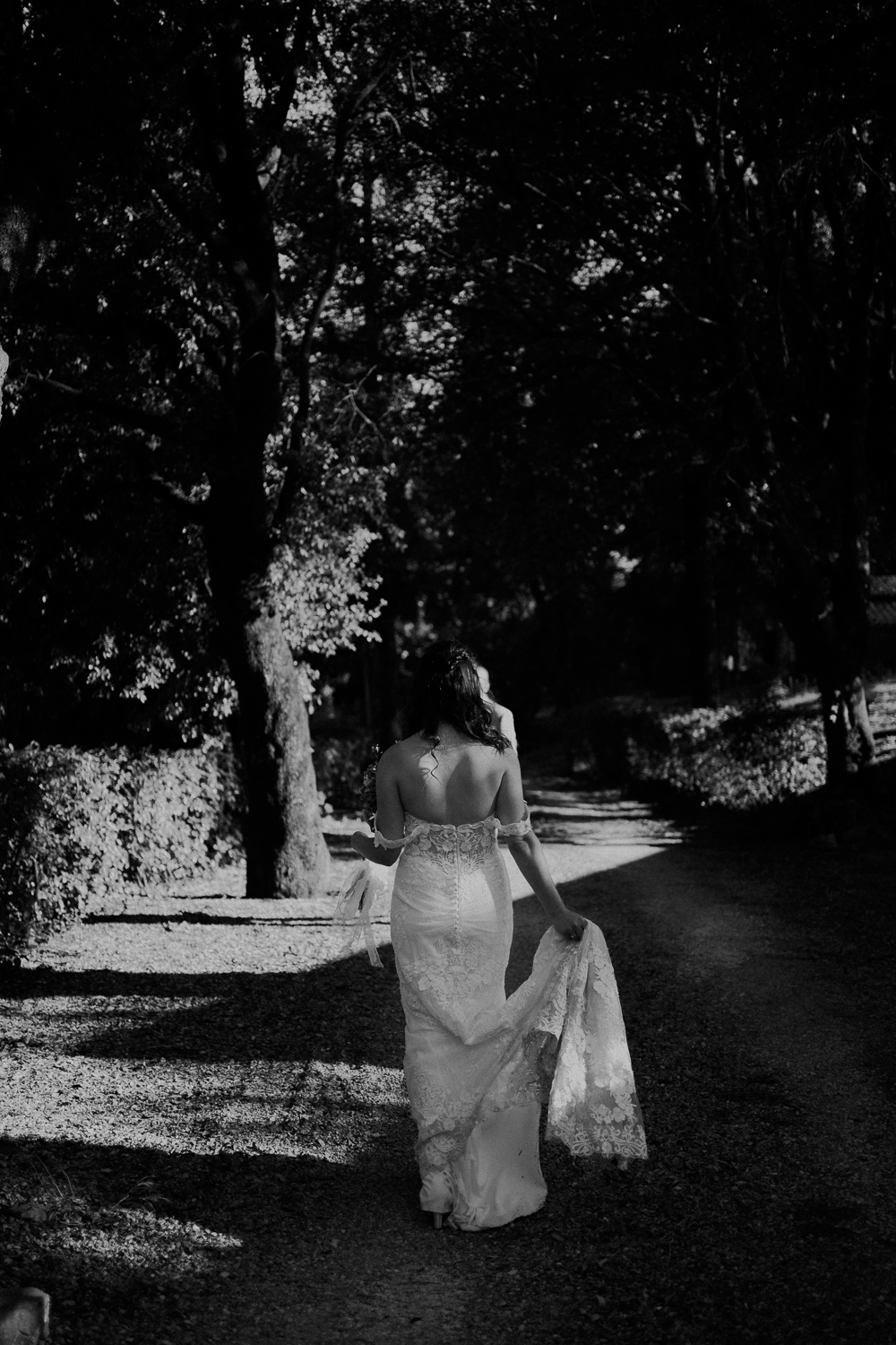 vivianeizzo-wedding-photographer-fineart-bespoke-reportage-destination-umbria-villalaura-borgosanfaustino-luxurywedding-70