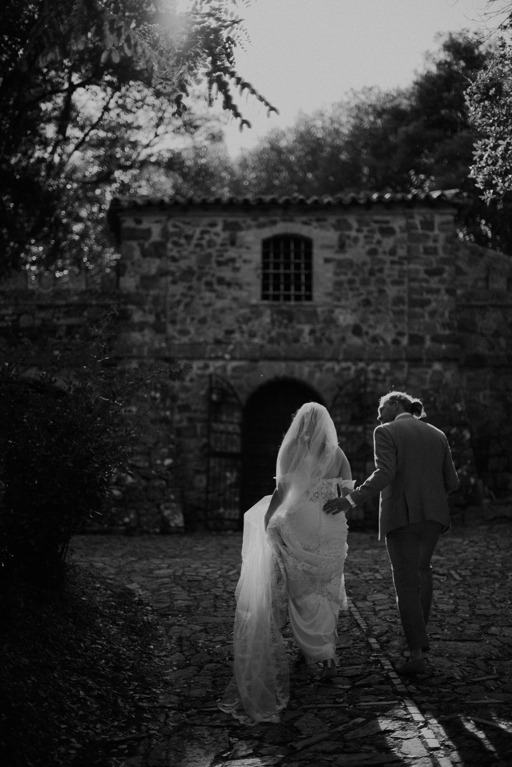 vivianeizzo-wedding-photographer-fineart-bespoke-reportage-destination-umbria-villalaura-borgosanfaustino-luxurywedding-88