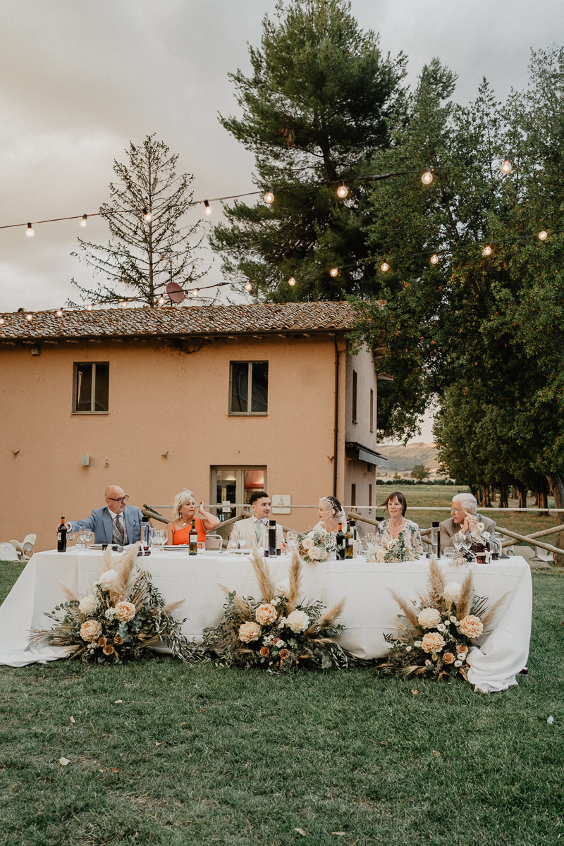 vivianeizzo-wedding-photographer-fineart-bespoke-reportage-luxury-destination-Isolapolvese-Perugia-Umbria-isolapolveseresort-junebugweddings.jpg-20