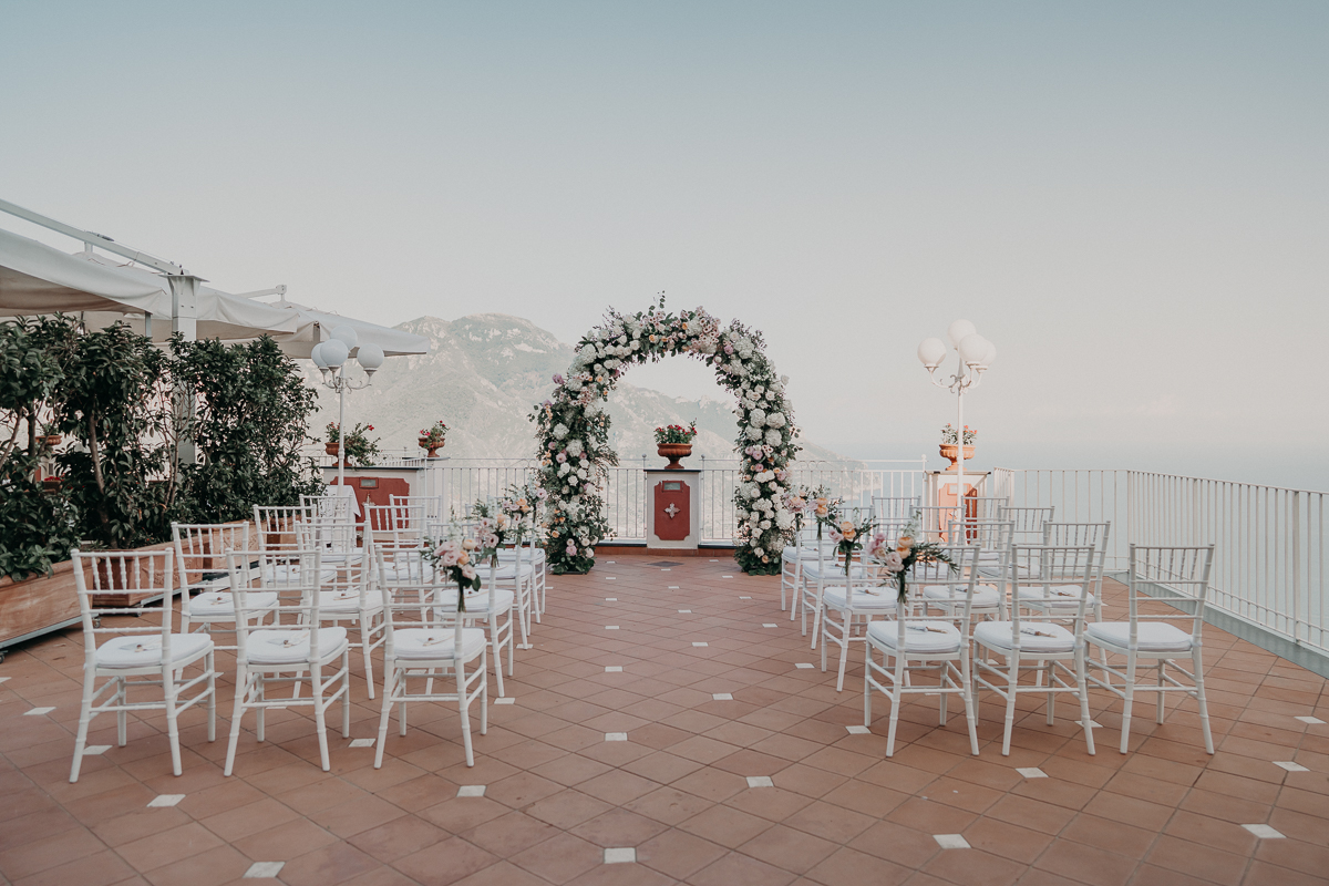 vivianeizzo-wedding-photographer-fineart-bespoke-reportage-luxury-destination-hotelvillafraulo-villarufolo-weddingplanner-weddingsitaly-regency-amalficoast-ravello-83