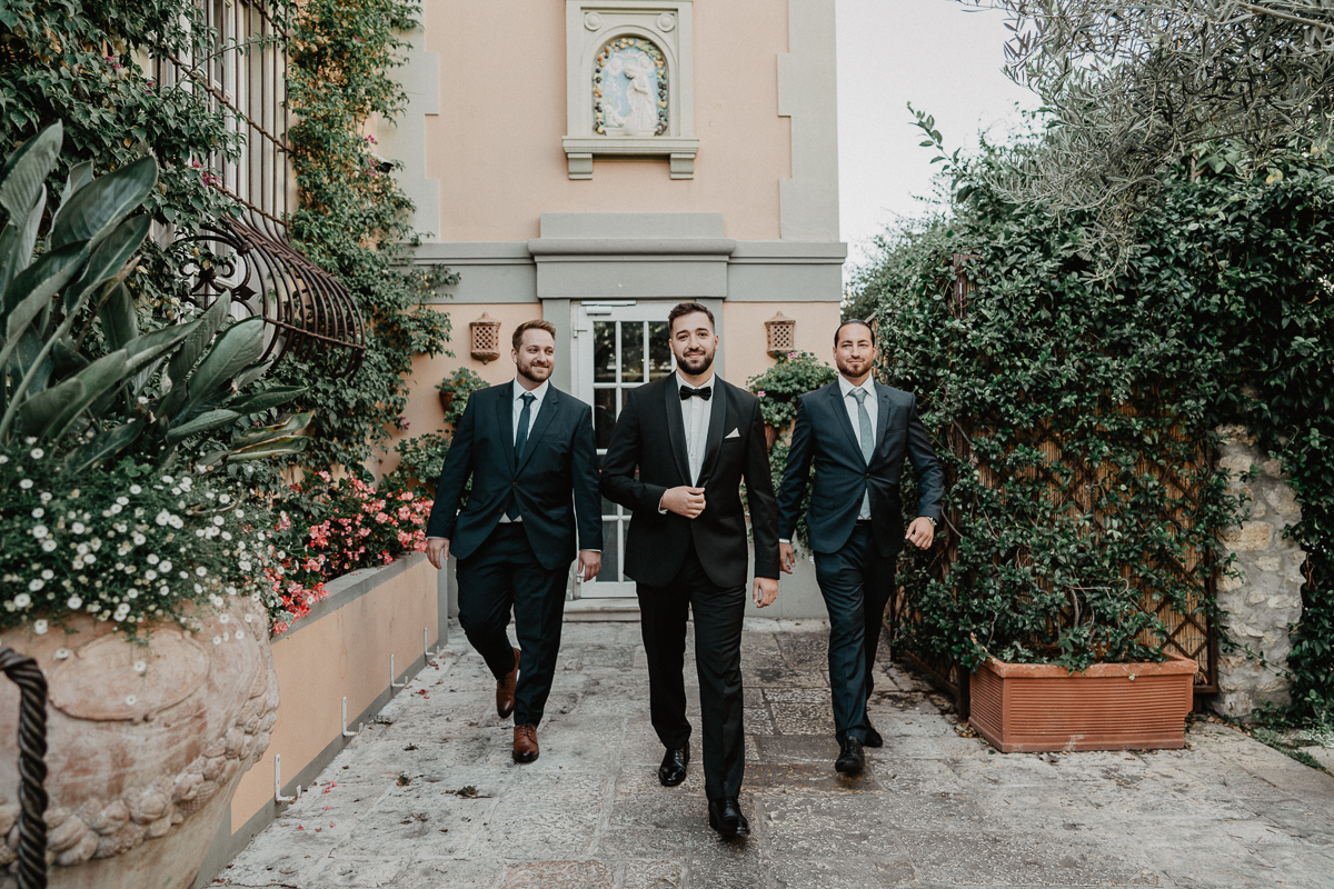 vivianeizzo-wedding-photographer-fineart-bespoke-reportage-luxury-destination-hotelvillafraulo-villarufolo-weddingplanner-weddingsitaly-regency-amalficoast-ravello-87