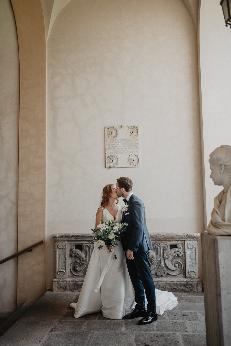 vivianeizzo-wedding-photographer-fineart-bespoke-reportage-luxury-destination-sorrento-hotelmediterraneo-weddingplanner-cherylpagano-sorrentocoast-museocorreale-104