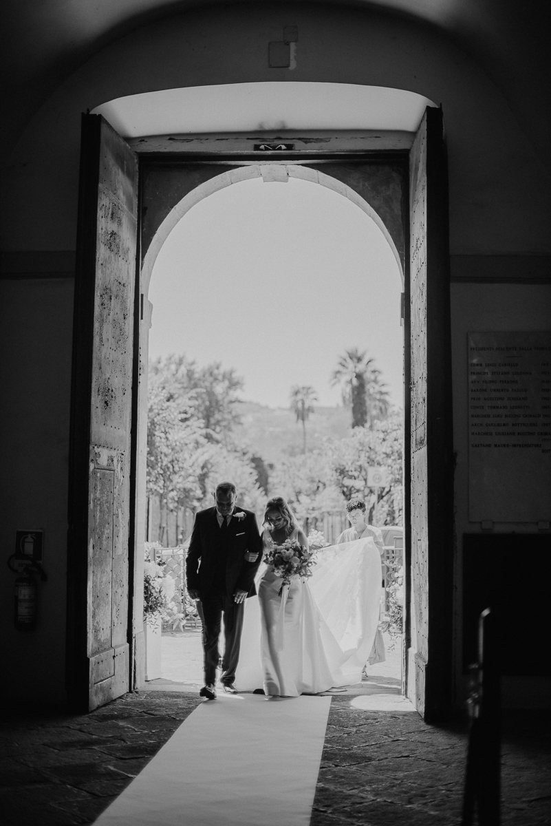 vivianeizzo-wedding-photographer-fineart-bespoke-reportage-luxury-destination-sorrento-hotelmediterraneo-weddingplanner-cherylpagano-sorrentocoast-museocorreale-140