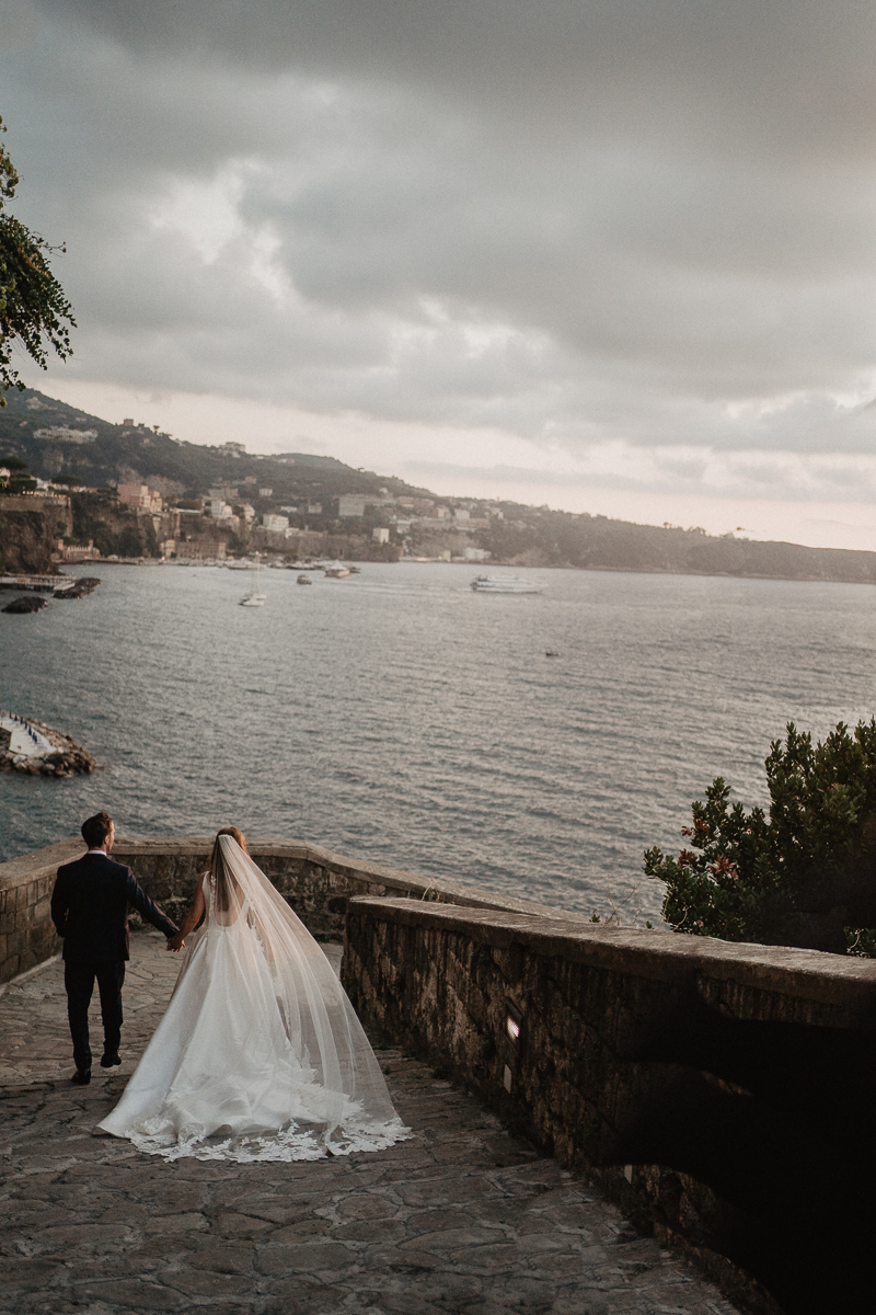 vivianeizzo-wedding-photographer-fineart-bespoke-reportage-luxury-destination-sorrento-hotelmediterraneo-weddingplanner-cherylpagano-sorrentocoast-museocorreale-32