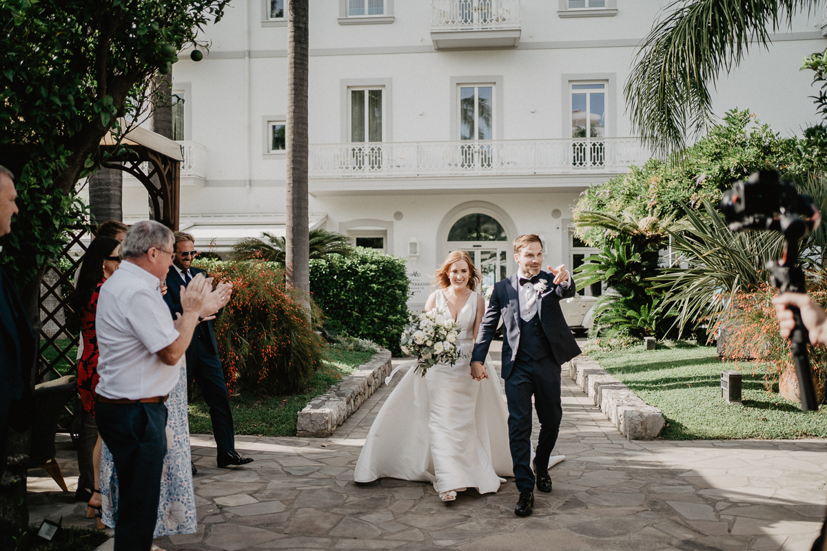 vivianeizzo-wedding-photographer-fineart-bespoke-reportage-luxury-destination-sorrento-hotelmediterraneo-weddingplanner-cherylpagano-sorrentocoast-museocorreale-70