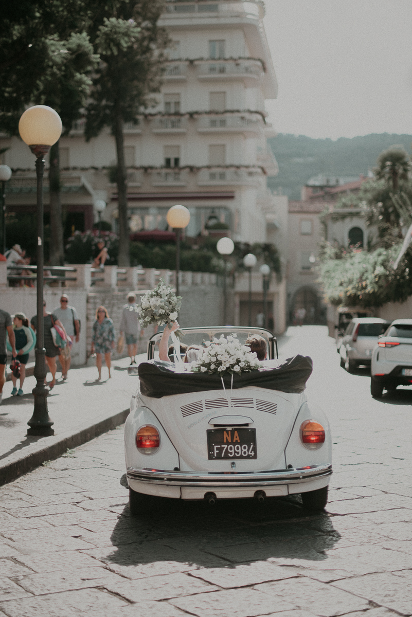 vivianeizzo-wedding-photographer-fineart-bespoke-reportage-luxury-destination-sorrento-hotelmediterraneo-weddingplanner-cherylpagano-sorrentocoast-museocorreale-73