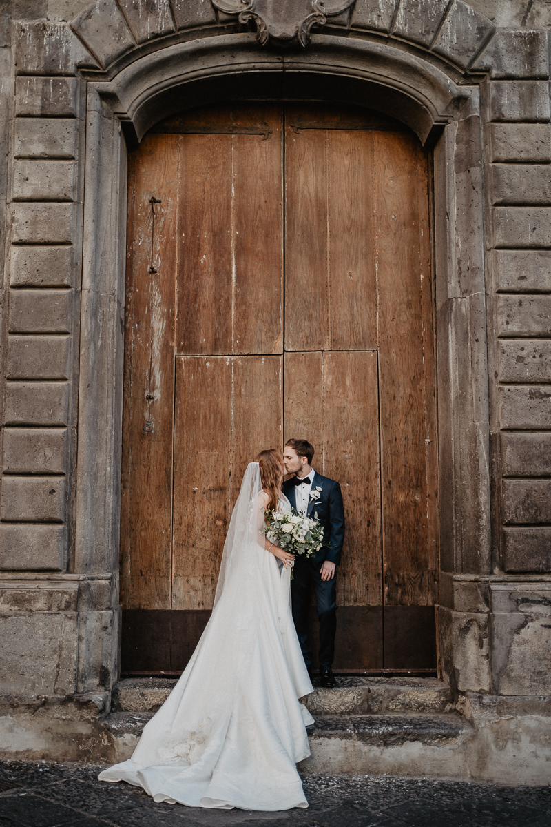 vivianeizzo-wedding-photographer-fineart-bespoke-reportage-luxury-destination-sorrento-hotelmediterraneo-weddingplanner-cherylpagano-sorrentocoast-museocorreale-87